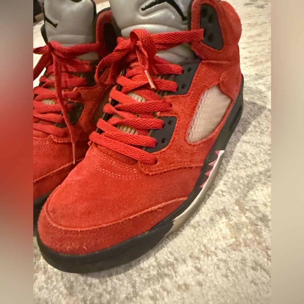 Jordan 5 Retro “Raging Bull” — Size 8 — Project/Restoration Pair - Picture 4 of 7